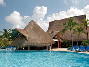 Barcelo Maya Beach pool with swim up bar